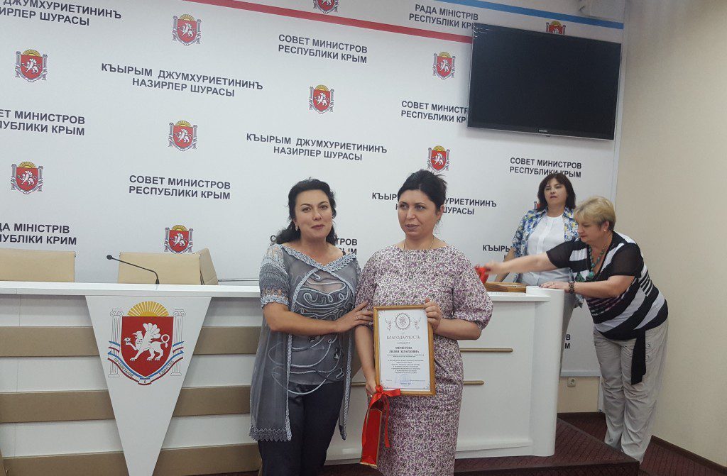 Арина Новосельская наградила организаторов ключевых мероприятий Международного фестиваля «Великое русское слово»