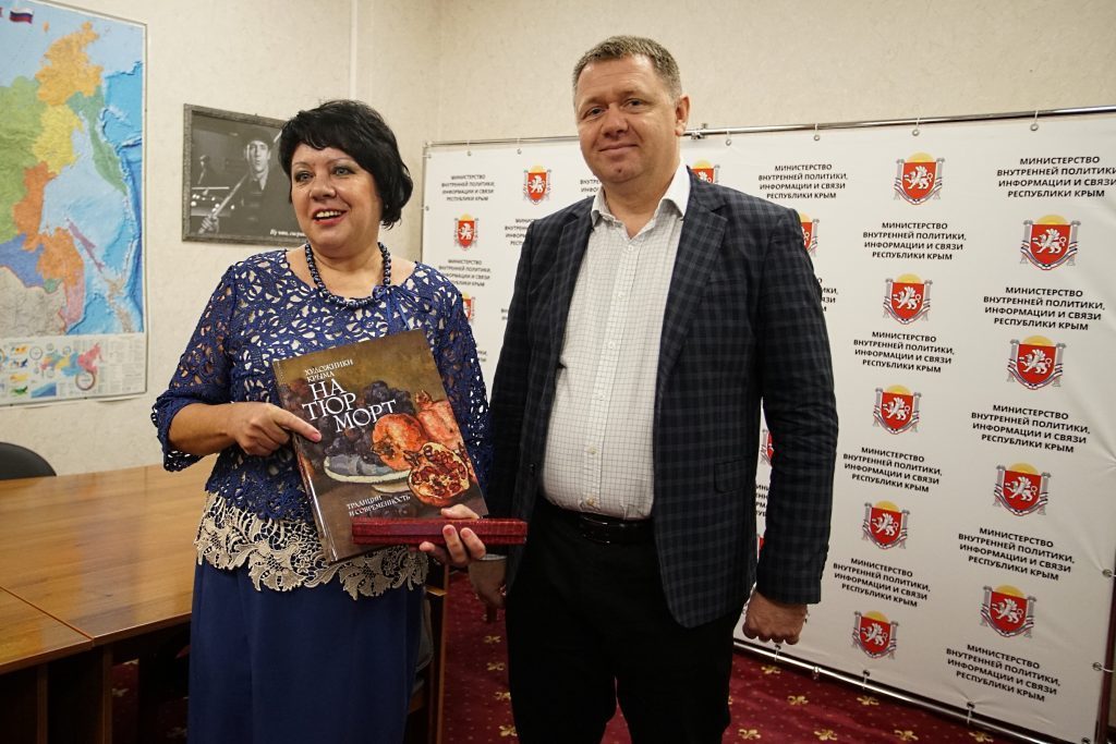 Поздравляем и радуемся за коллегу!